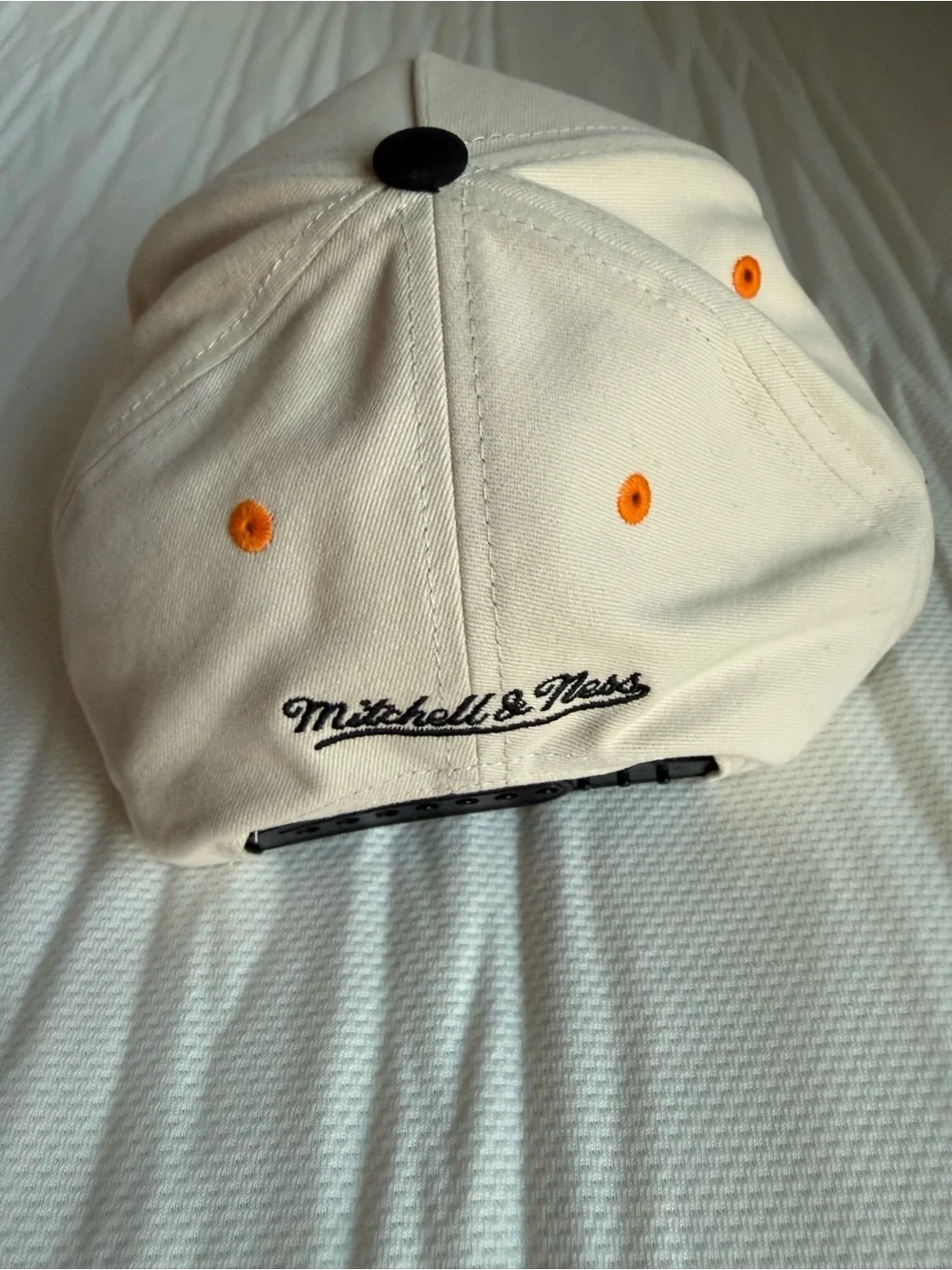 Mitchell & Ness Detroit Cream Orange and Black Two-Tone Snapback hat